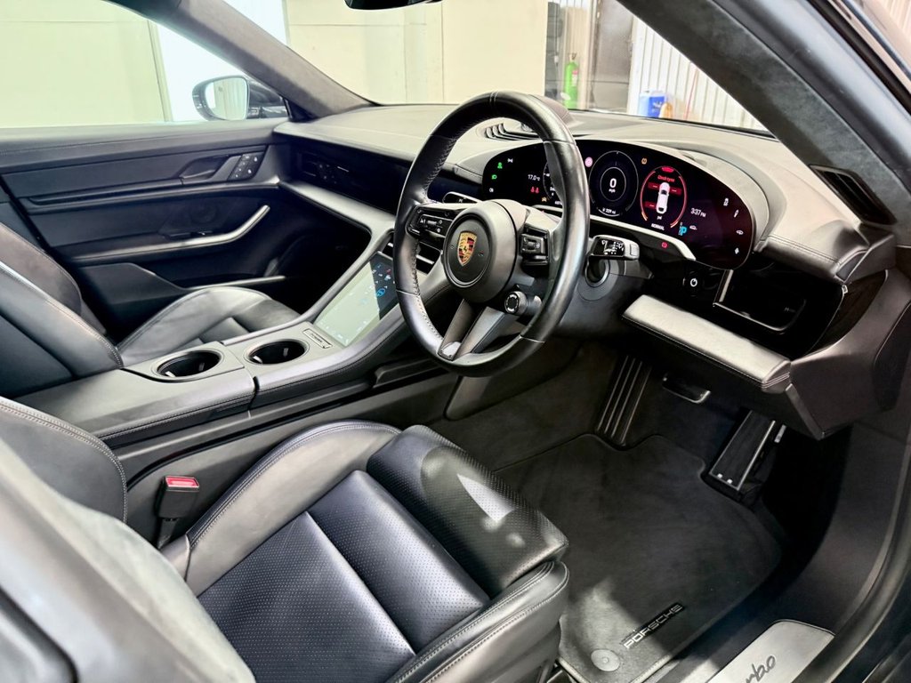 Used Porsche Taycan 2022 for sale - 76132976: Photo 11