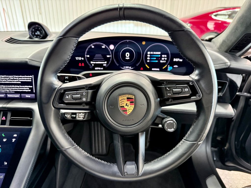 Used Porsche Taycan 2022 for sale - 76132976: Photo 12