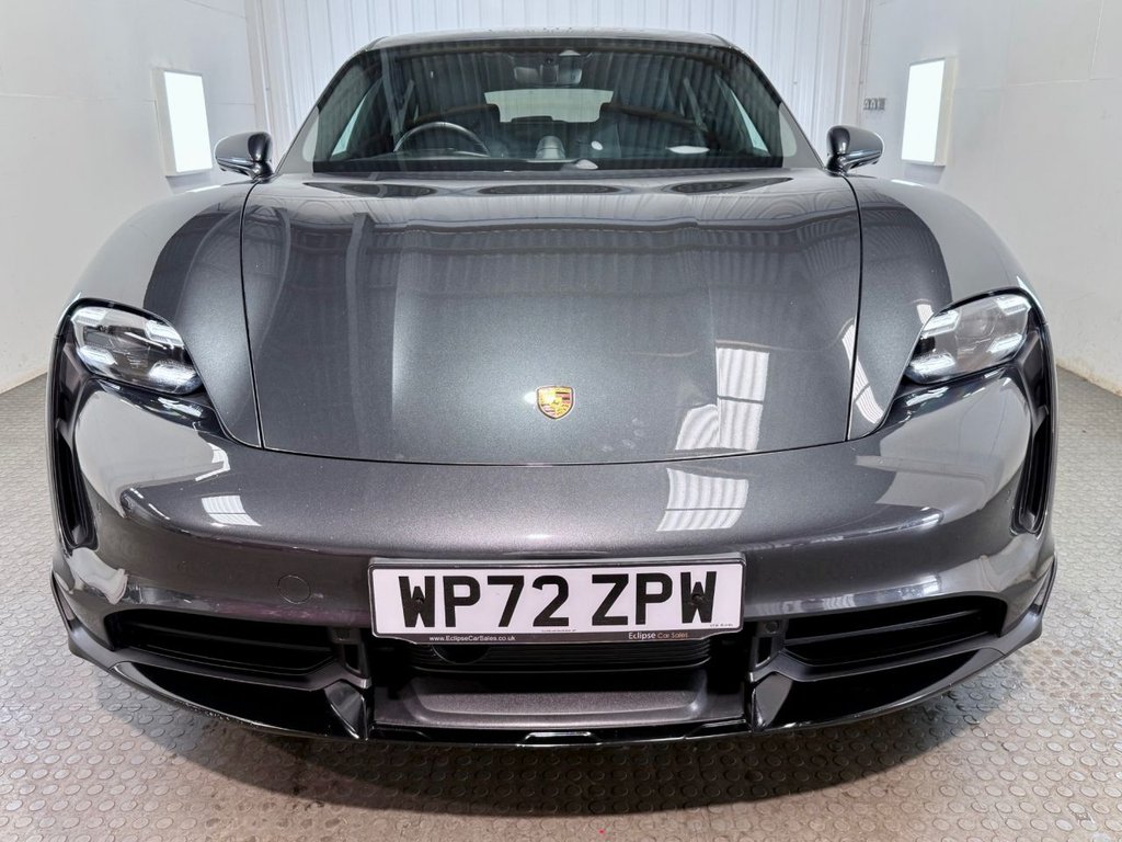 Used Porsche Taycan 2022 for sale - 76132976: Photo 2