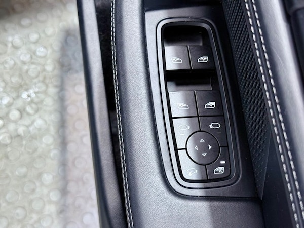 Used Porsche Taycan 2022 for sale - 76132976: Photo 22