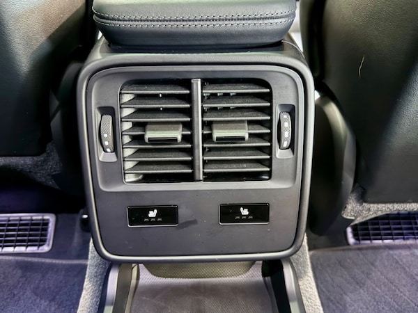 Used Porsche Taycan 2022 for sale - 76132976: Photo 47