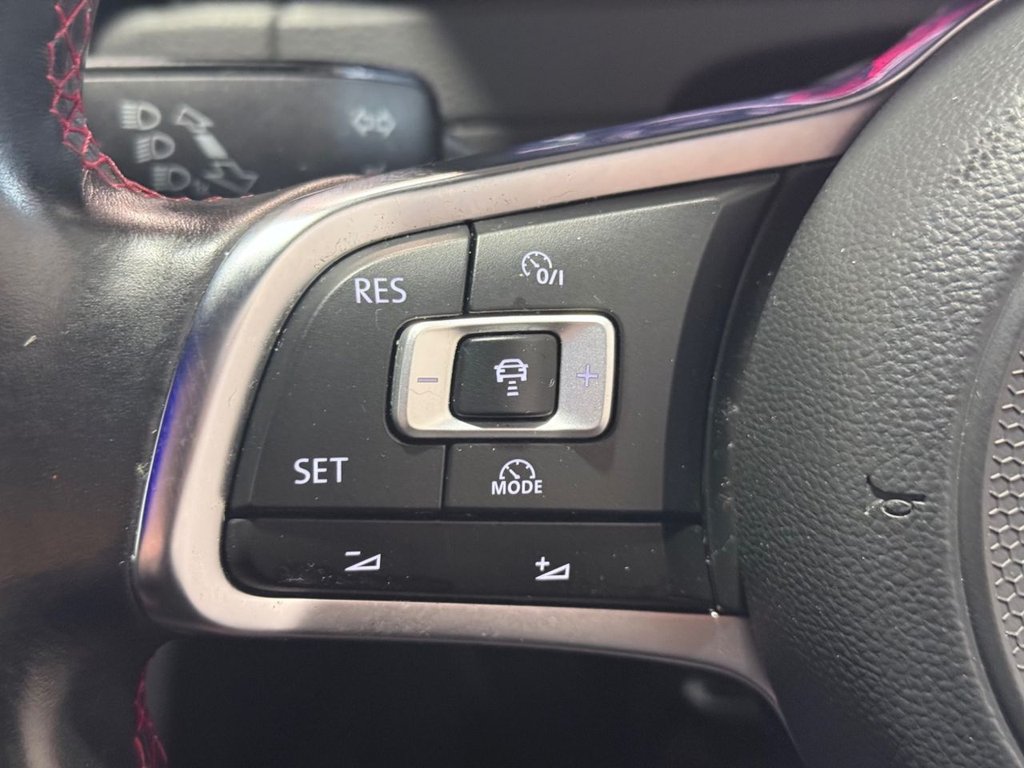 Used Volkswagen Golf 2017 for sale - 76784120: Photo 14