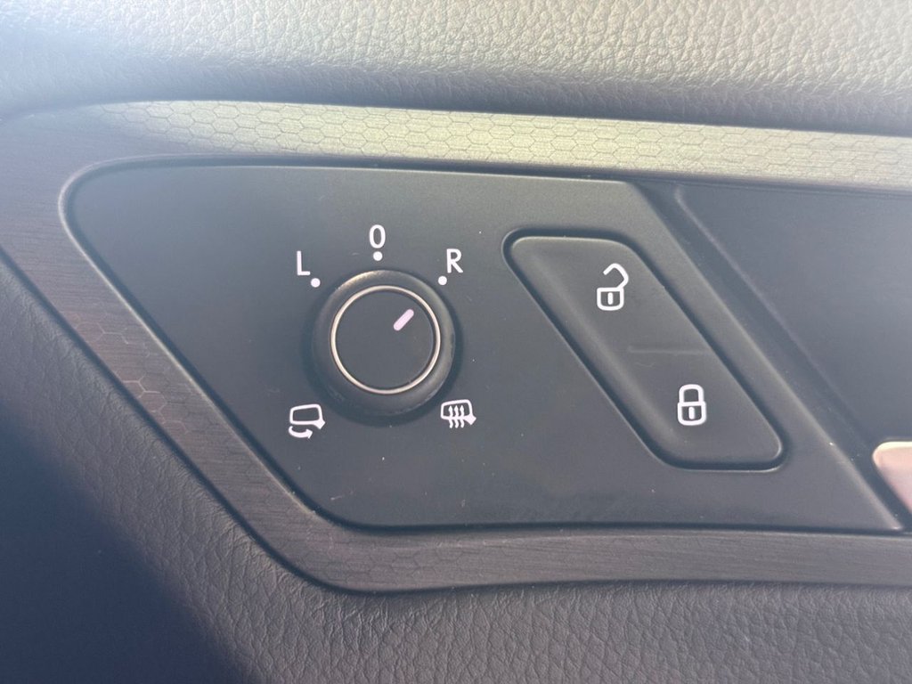 Used Volkswagen Golf 2017 for sale - 76784120: Photo 19