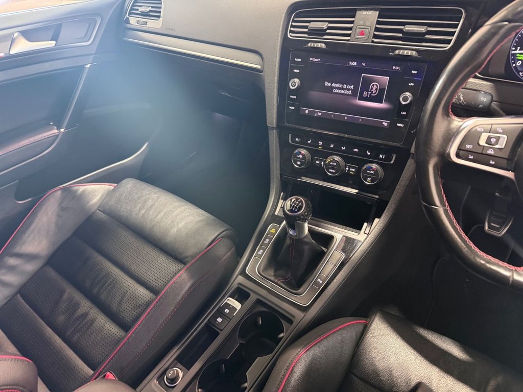 Used Volkswagen Golf 2017 for sale - 76784120: Photo 21