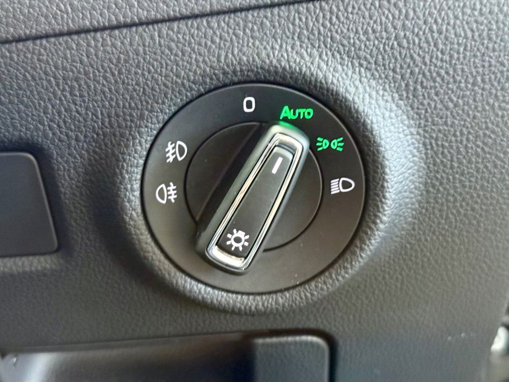 Used Skoda Superb 2023 for sale - 76386259: Photo 19