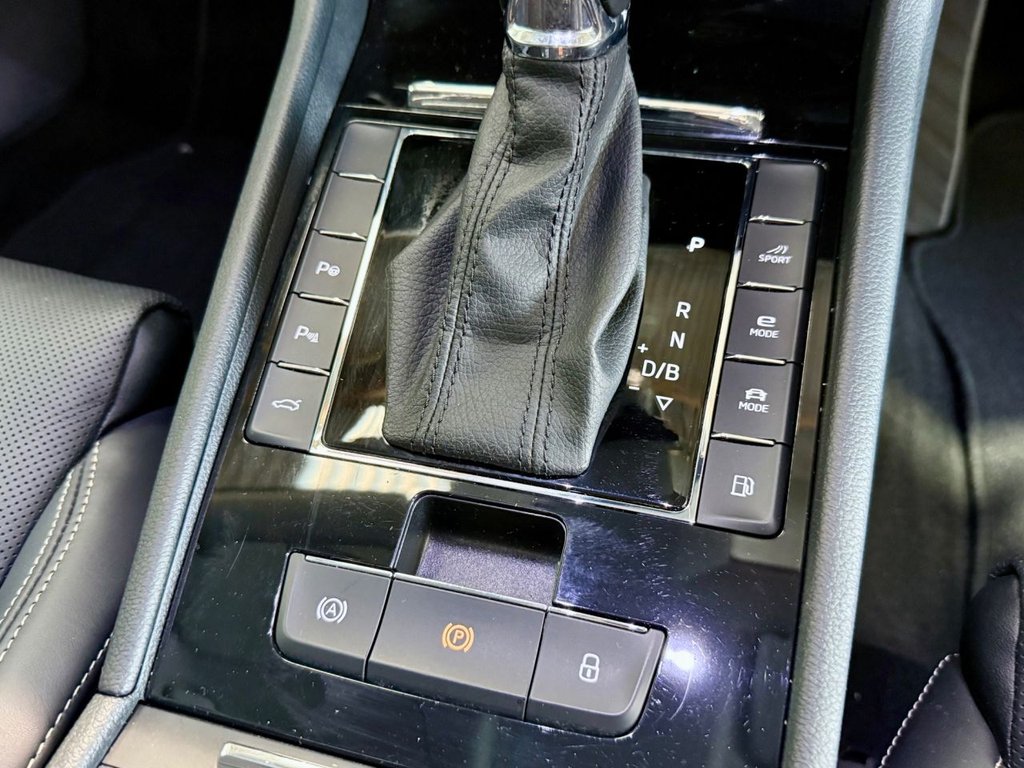 Used Skoda Superb 2023 for sale - 76386259: Photo 25