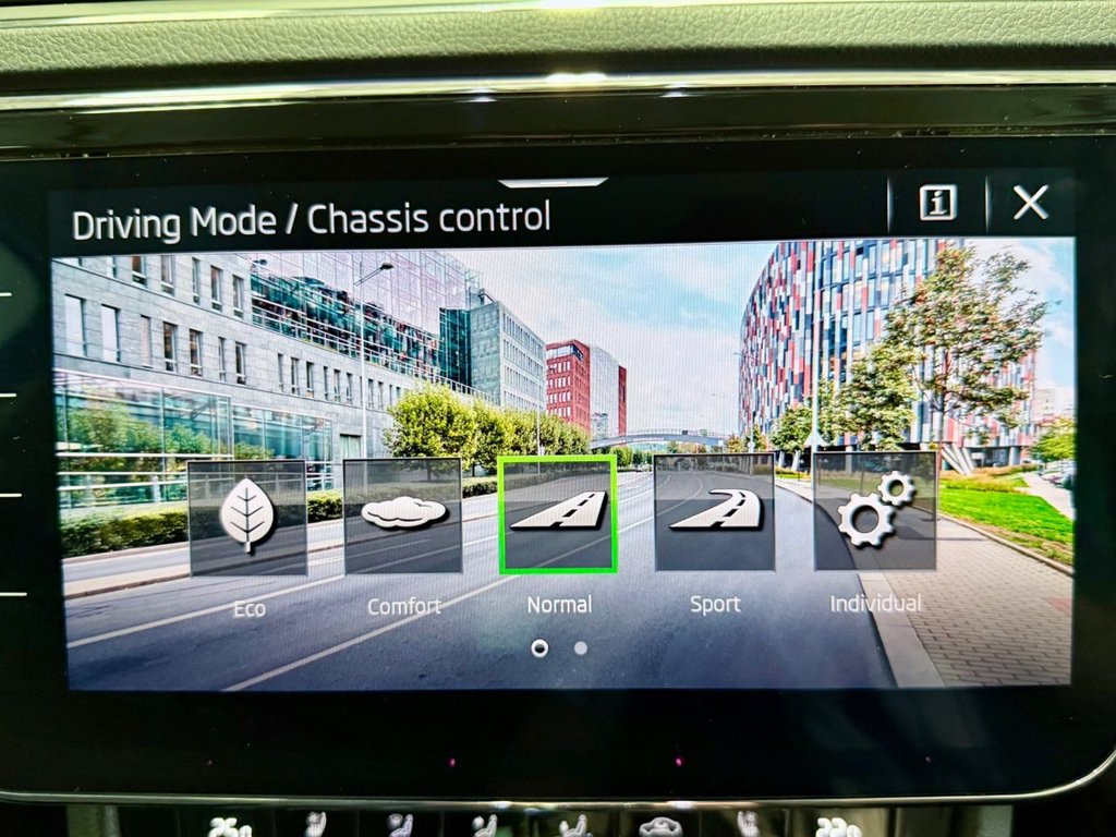 Used Skoda Superb 2023 for sale - 76386259: Photo 40