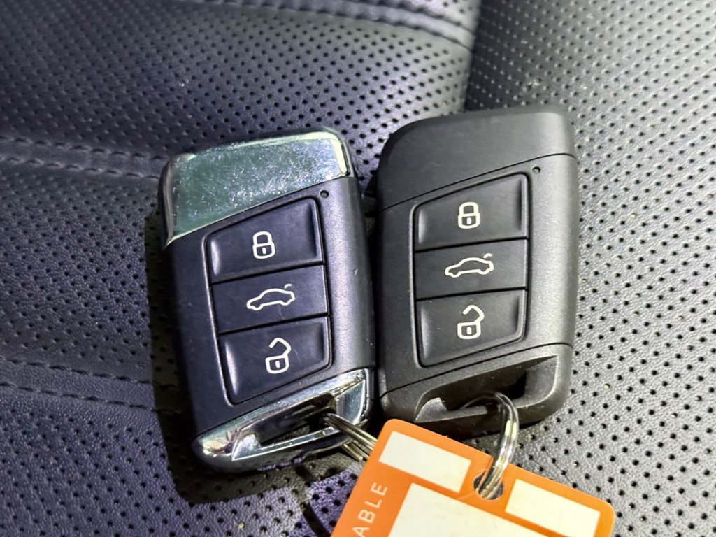 Used Skoda Superb 2023 for sale - 76386259: Photo 48