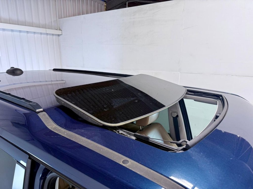 Used Land Rover Discovery 2012 for sale - 77879427: Photo 21