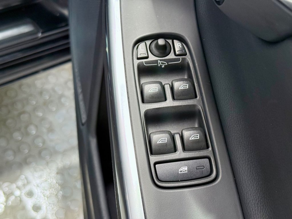 Used Volvo V60 2015 for sale - 76185594: Photo 20