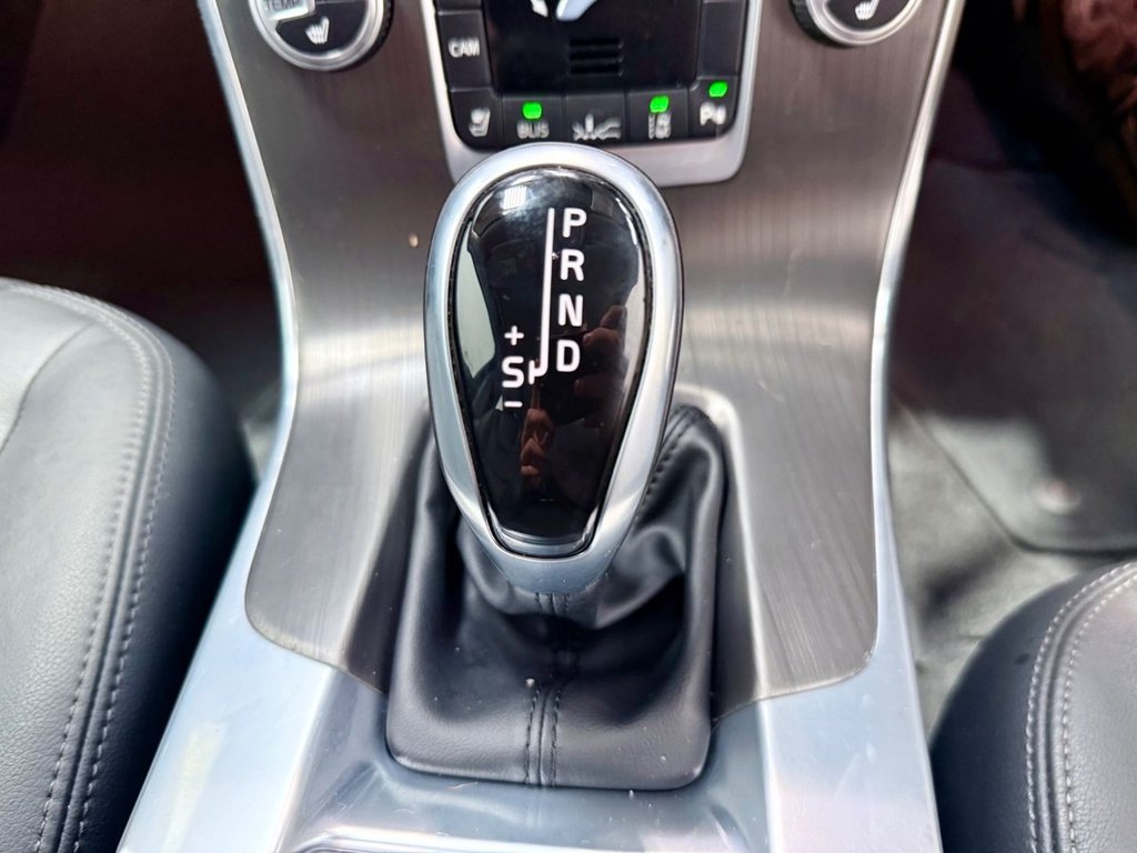 Used Volvo V60 2015 for sale - 76185594: Photo 23