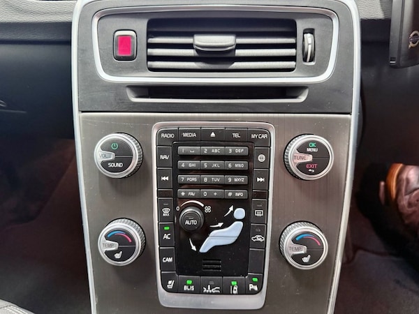 Used Volvo V60 2025 for sale - 76185594: Photo 24
