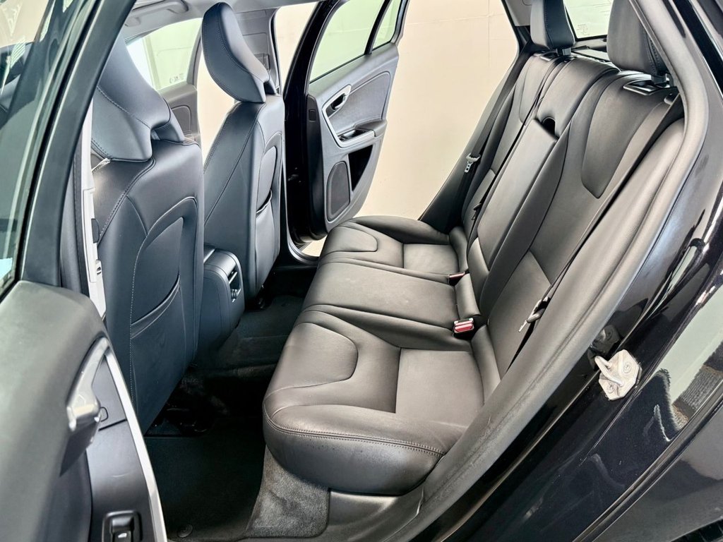 Used Volvo V60 2015 for sale - 76185594: Photo 35