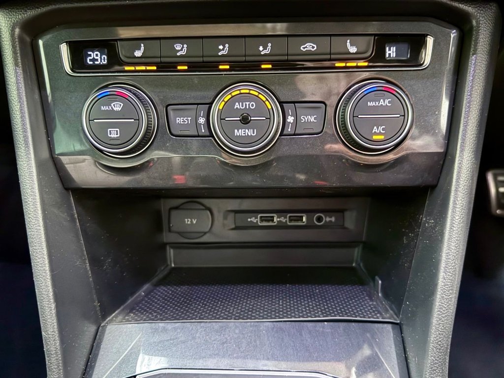 Used Volkswagen Tiguan 2018 for sale - 77547304: Photo 24