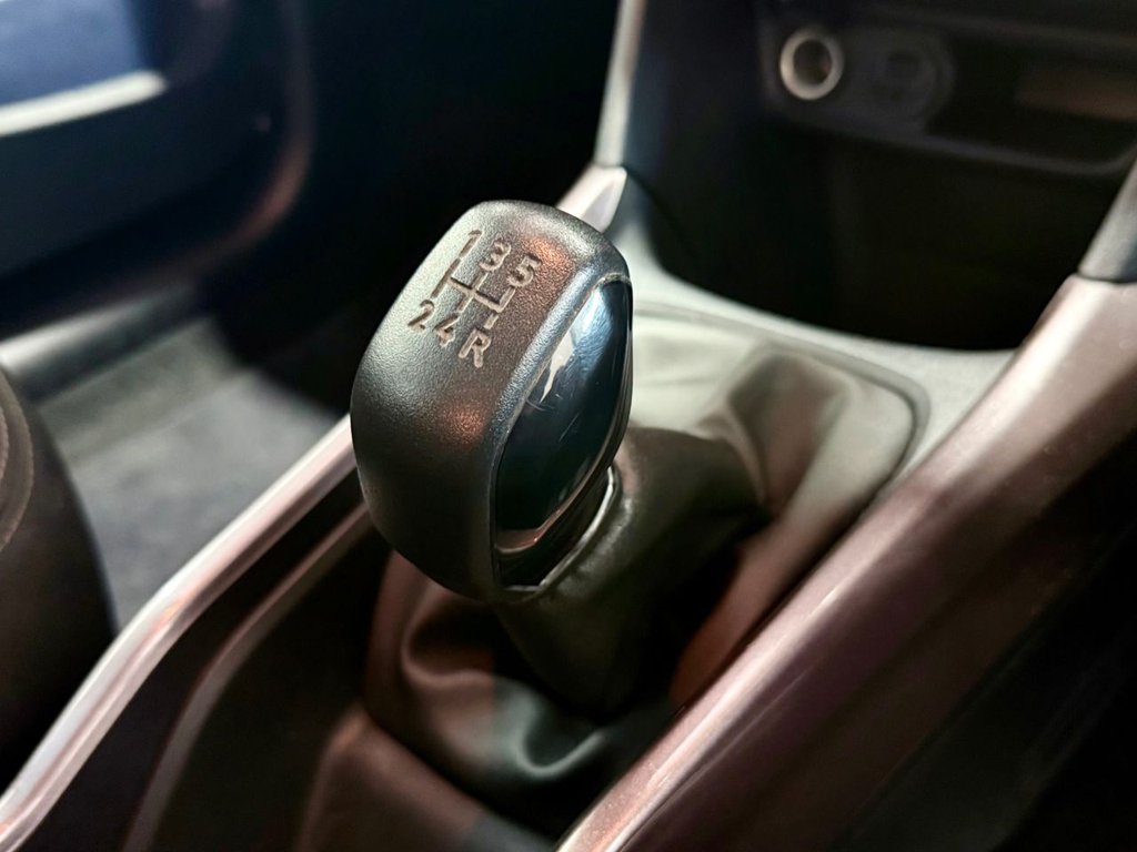 Used Peugeot 2008 2014 for sale - 76642223: Photo 18