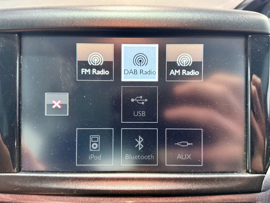 Used Peugeot 2008 2014 for sale - 76642223: Photo 22