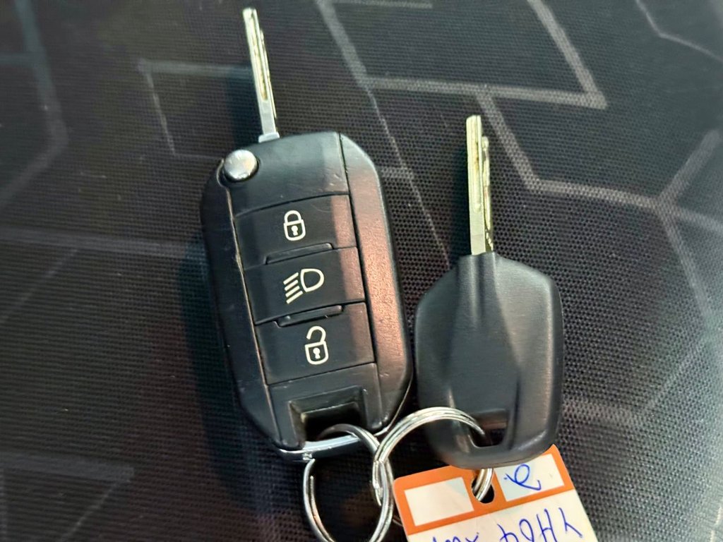 Used Peugeot 2008 2014 for sale - 76642223: Photo 40