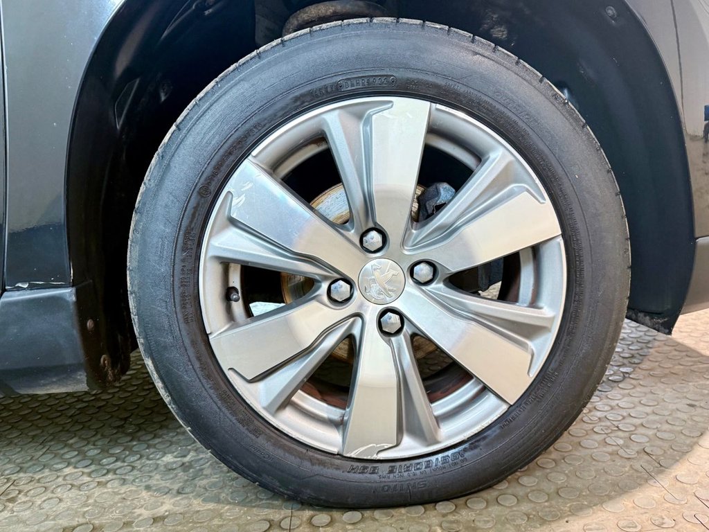 Used Peugeot 2008 2014 for sale - 76642223: Photo 42