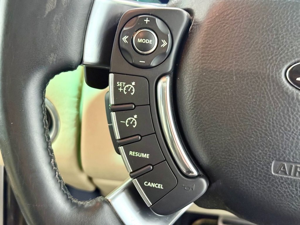 Used Land Rover Range Rover 2010 for sale - 76496106: Photo 12