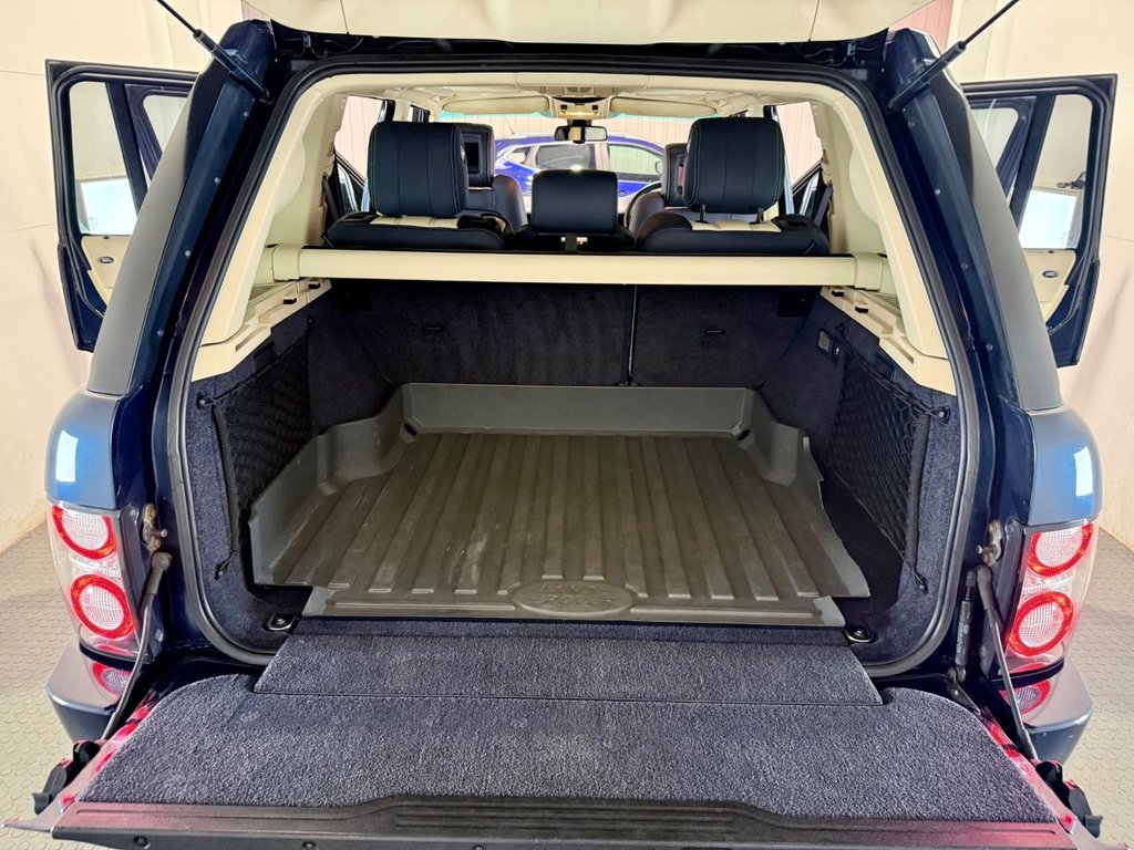 Used Land Rover Range Rover 2010 for sale - 76496106: Photo 46