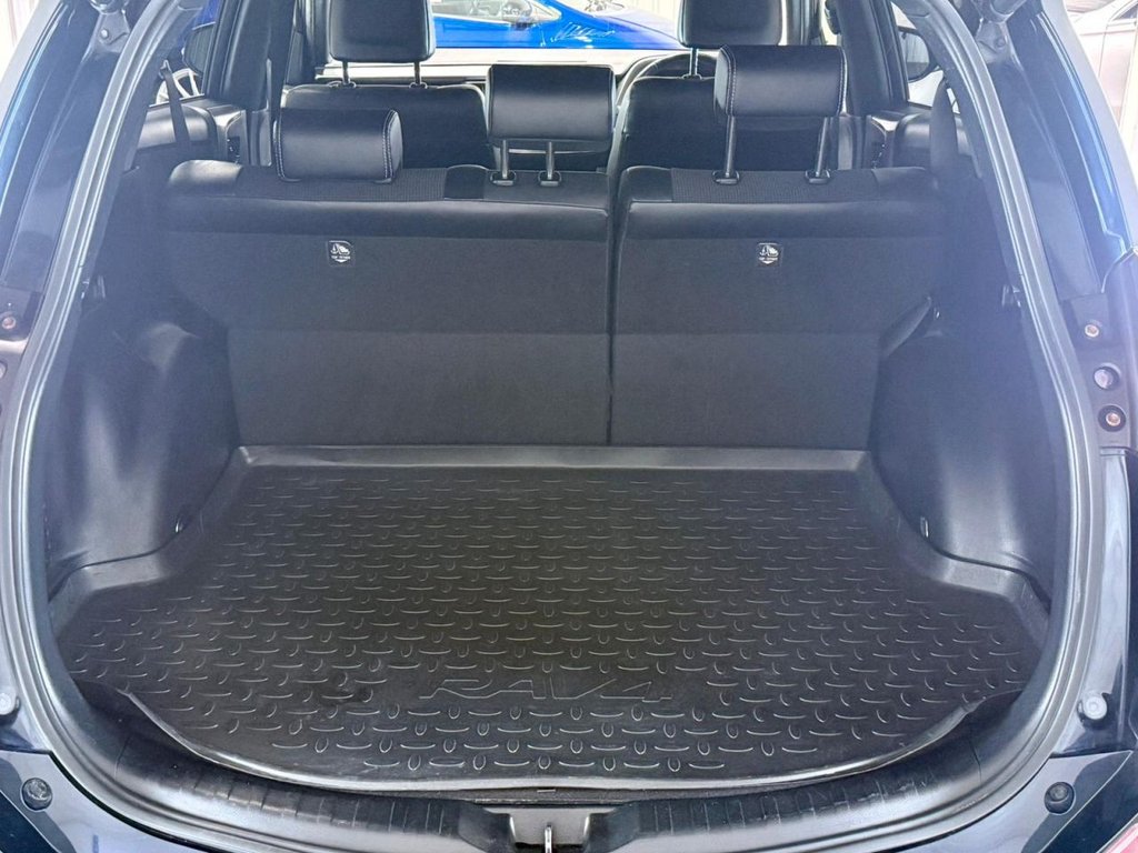 Used Toyota RAV4 2017 for sale - 78186798: Photo 31