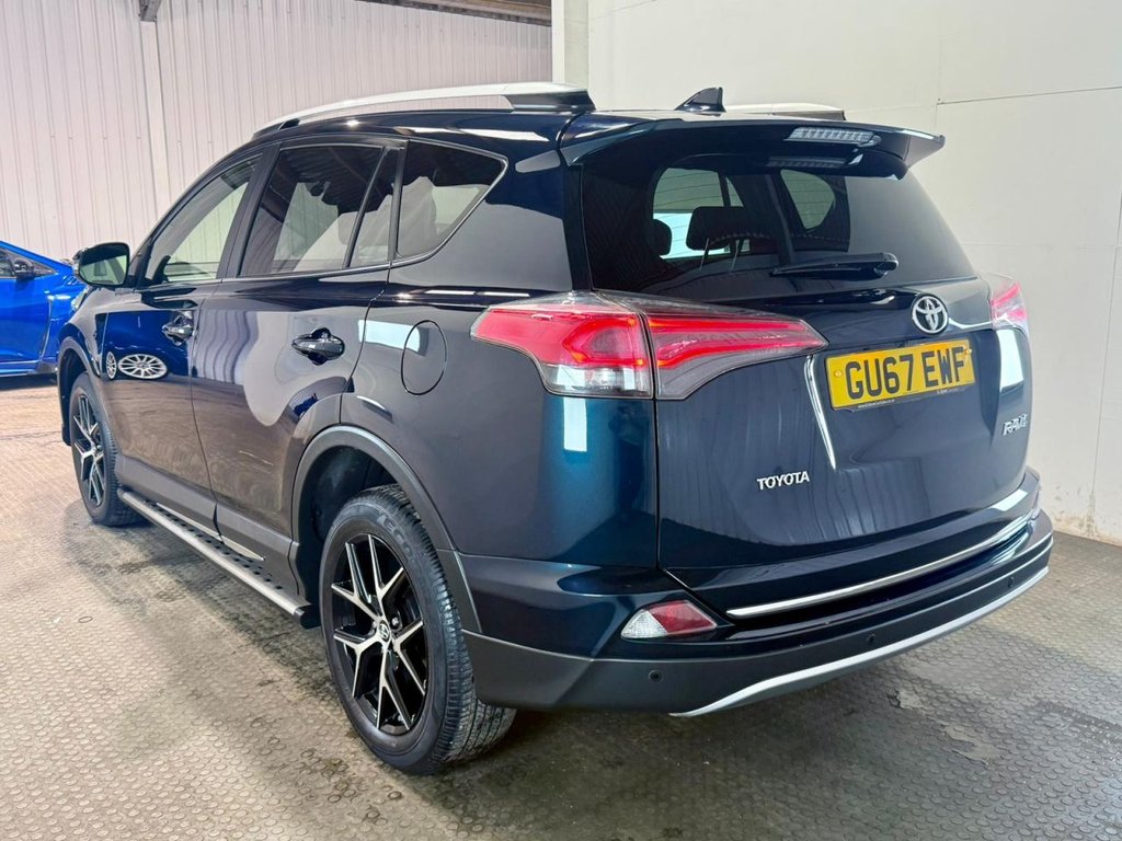 Used Toyota RAV4 2017 for sale - 78186798: Photo 5