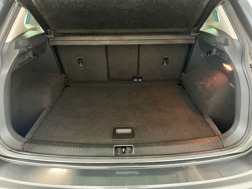 Used Volkswagen Tiguan 2017 for sale - 76132416: Photo 31