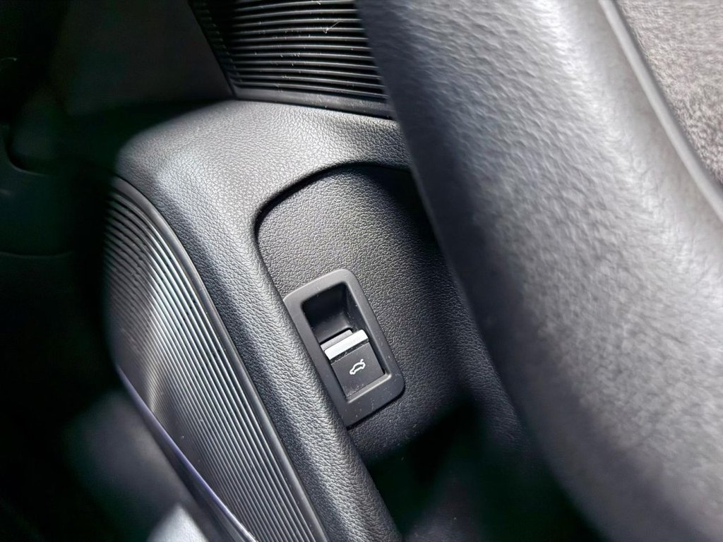 Used Audi A4 2015 for sale - 77990641: Photo 24