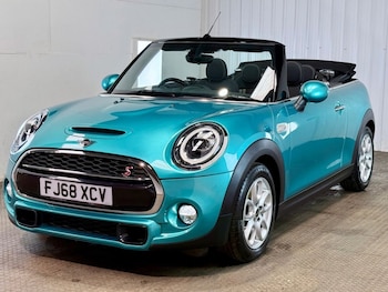 Used MINI Convertible 2018 for sale - 78919819: Photo