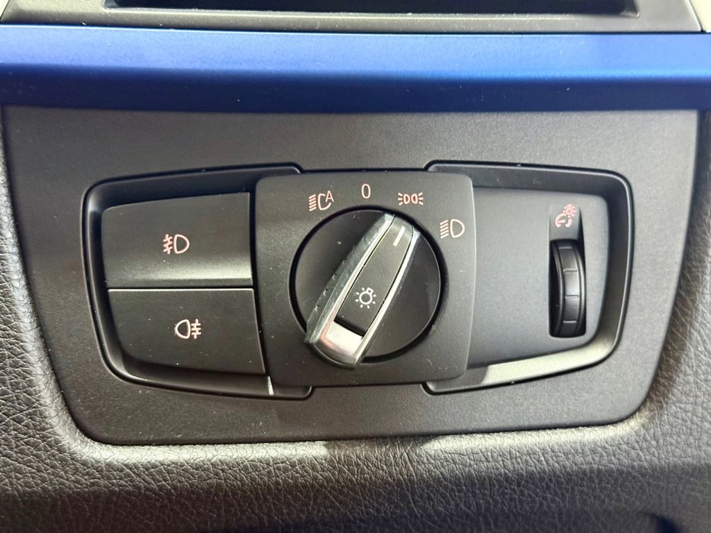 Used BMW 3 Series 2017 for sale - 76642597: Photo 18