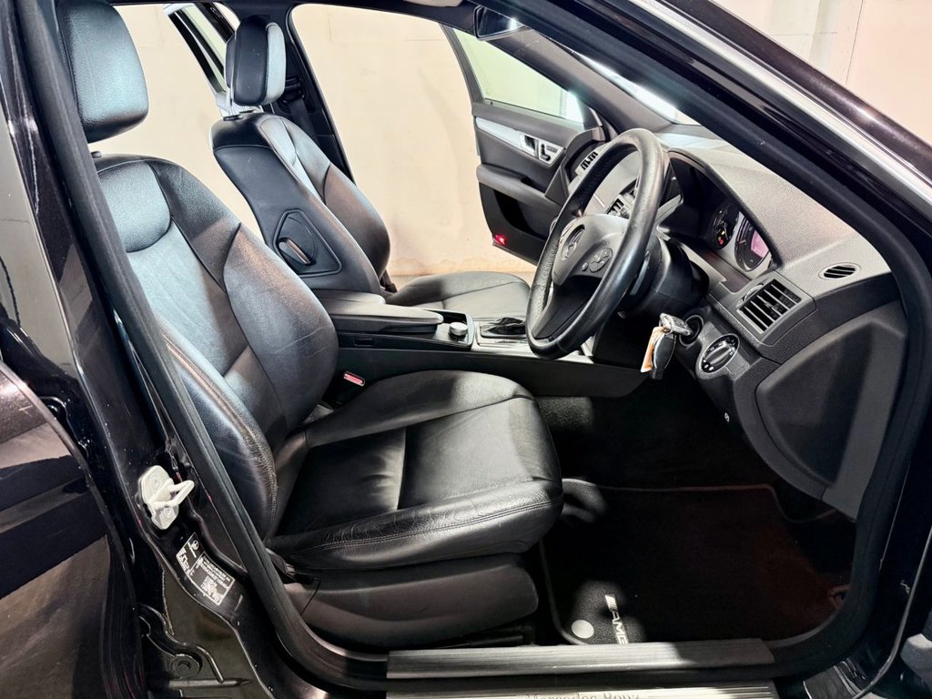 Used Mercedes-Benz C Class 2008 for sale - 76429584: Photo 33