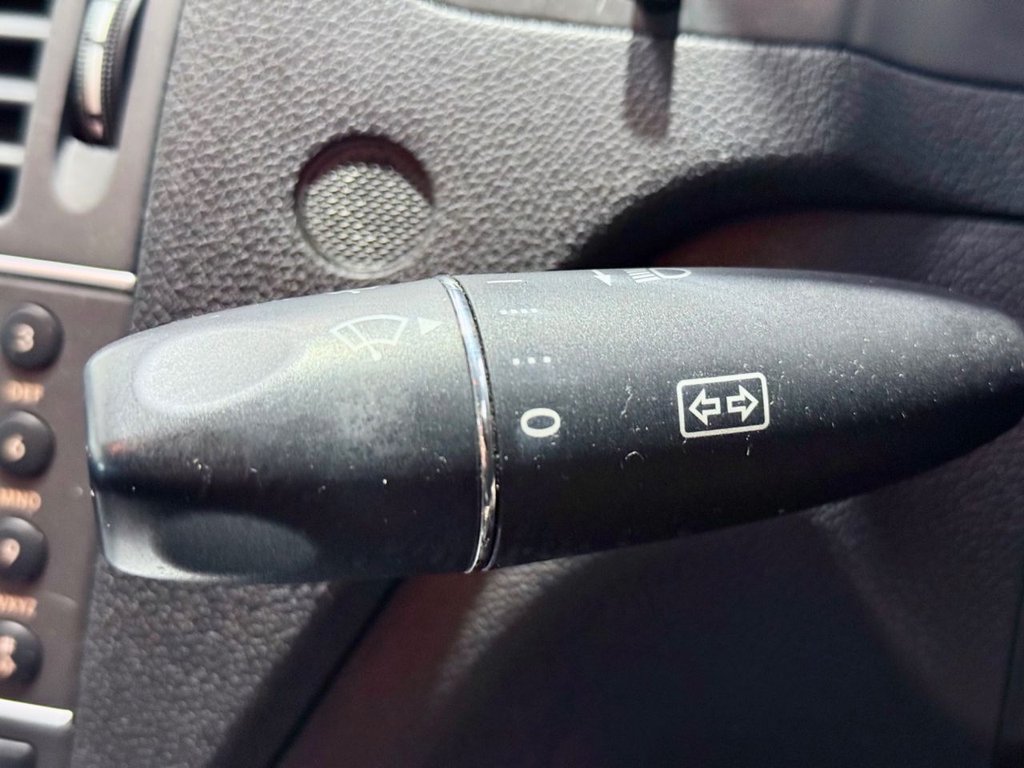 Used Mercedes-Benz C Class 2011 for sale - 76510008: Photo 15