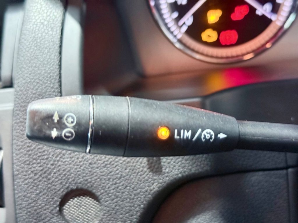 Used Mercedes-Benz C Class 2011 for sale - 76510008: Photo 16