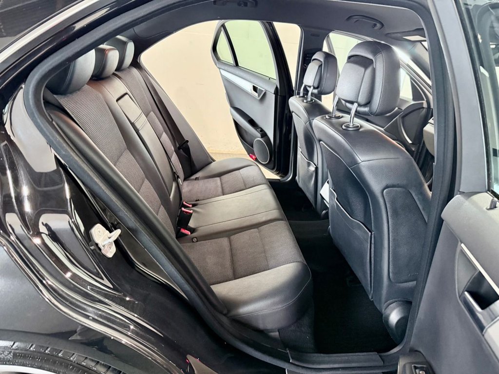 Used Mercedes-Benz C Class 2011 for sale - 76510008: Photo 32