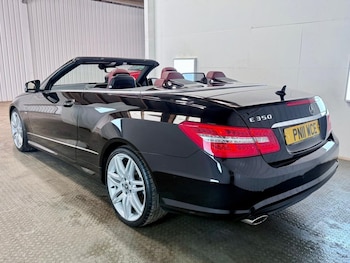 Used Mercedes-Benz E Class 2011 for sale - 78030008: Photo