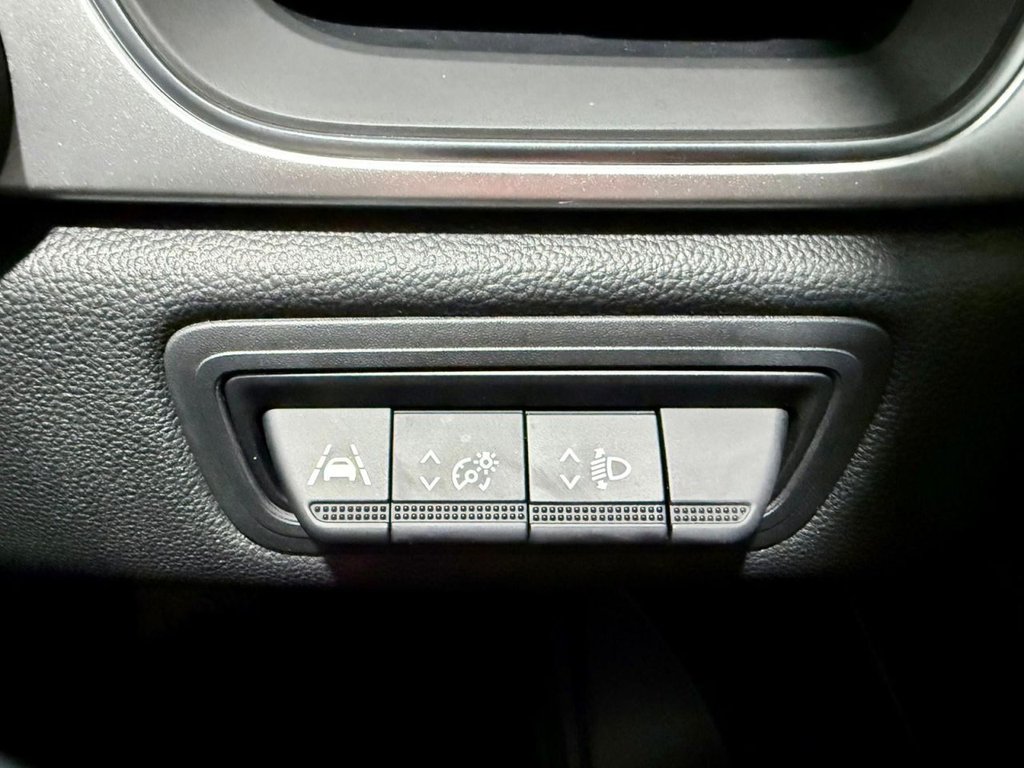 Used Renault Captur 2020 for sale - 77780239: Photo 11