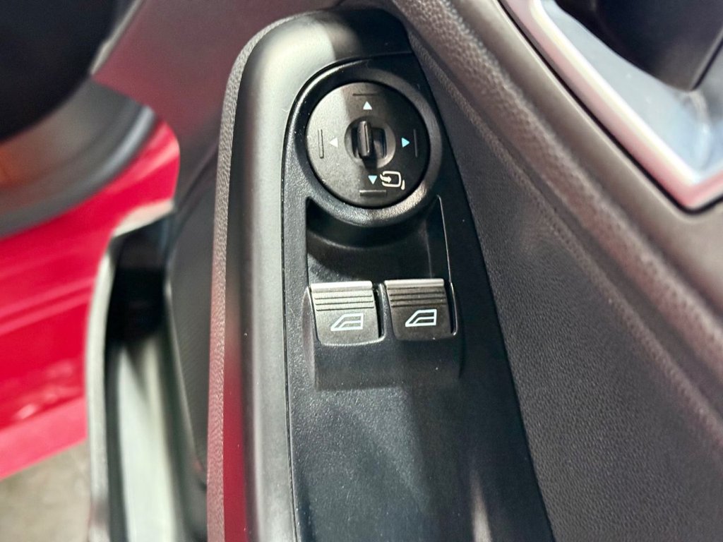 Used Ford Fiesta 2017 for sale - 76632611: Photo 19