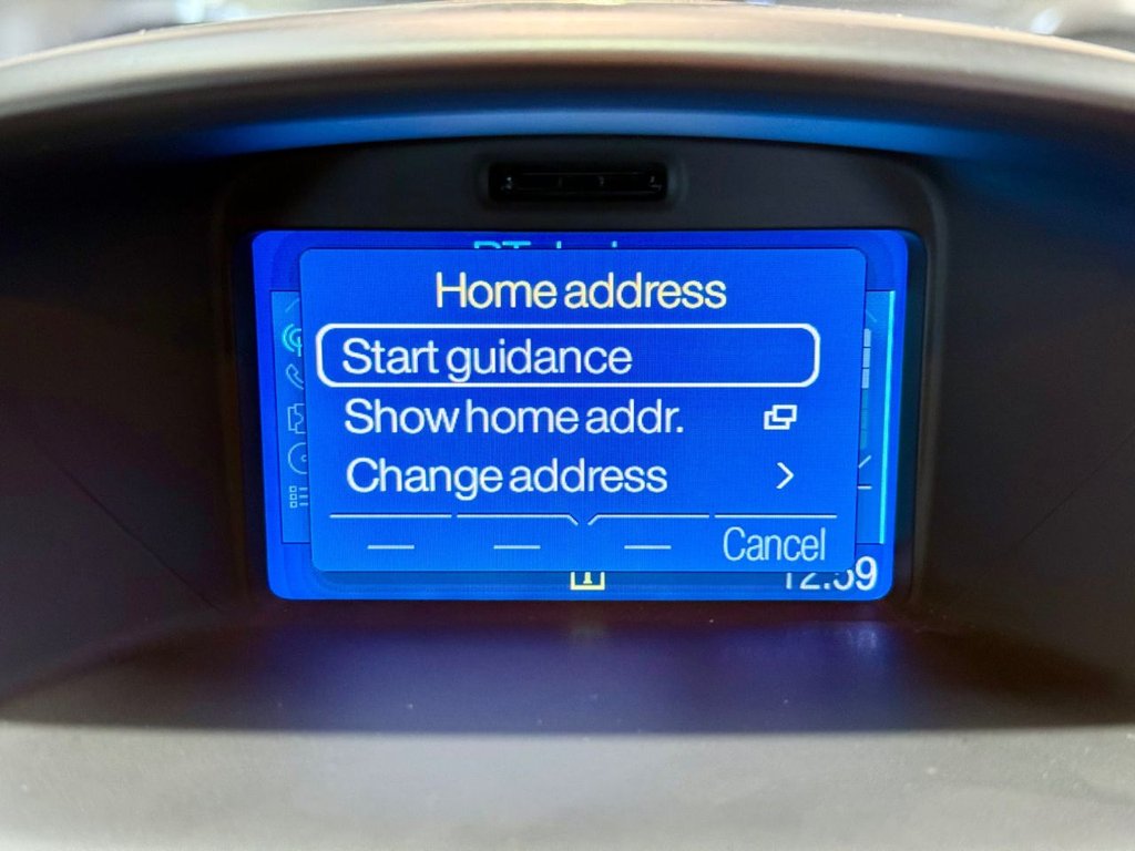 Used Ford Fiesta 2017 for sale - 76632611: Photo 32