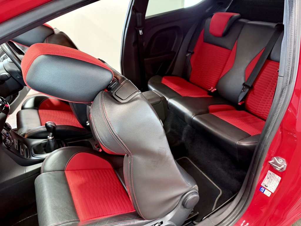 Used Ford Fiesta 2017 for sale - 76632611: Photo 39