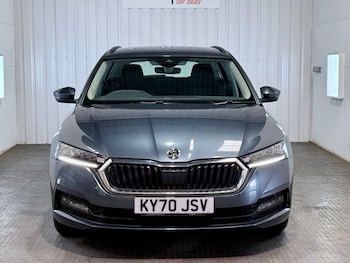 Used Skoda Octavia 2020 for sale - 79550455: Photo
