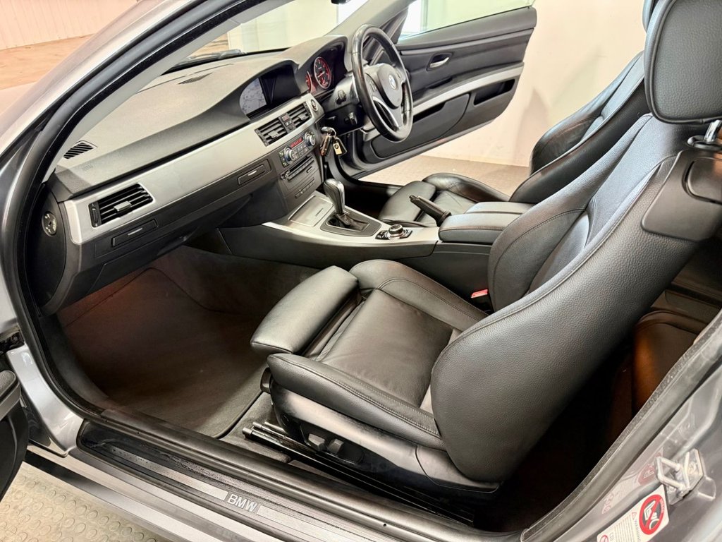 Used BMW 3 Series 2011 for sale - 77369264: Photo 18