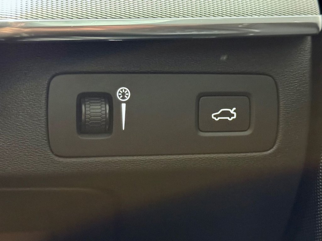 Used Volvo XC90 2018 for sale - 77719704: Photo 18