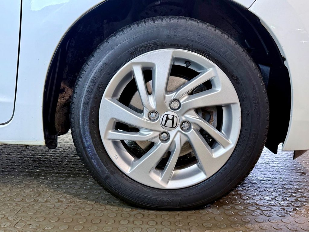 Used Honda Jazz 2017 for sale - 77654958: Photo 33