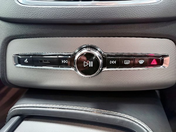 Used Volvo XC90 2018 for sale - 75473548: Photo 24