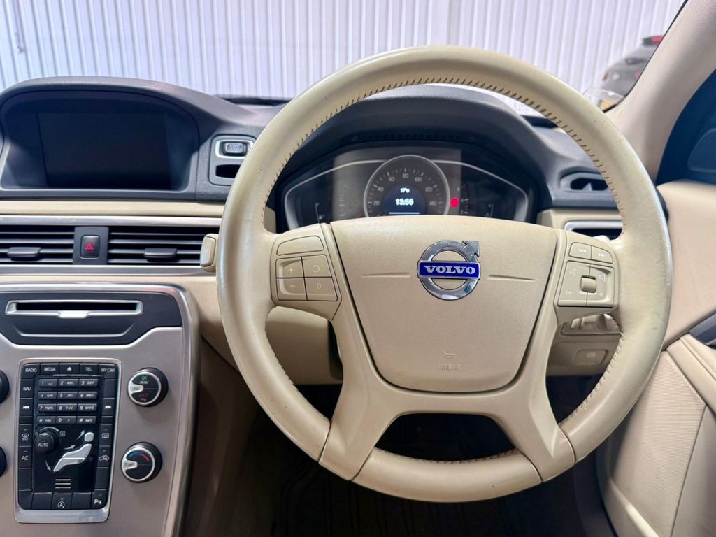 Used Volvo V70 2013 for sale - 77952248: Photo 13