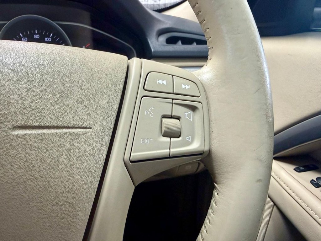 Used Volvo V70 2013 for sale - 77952248: Photo 23