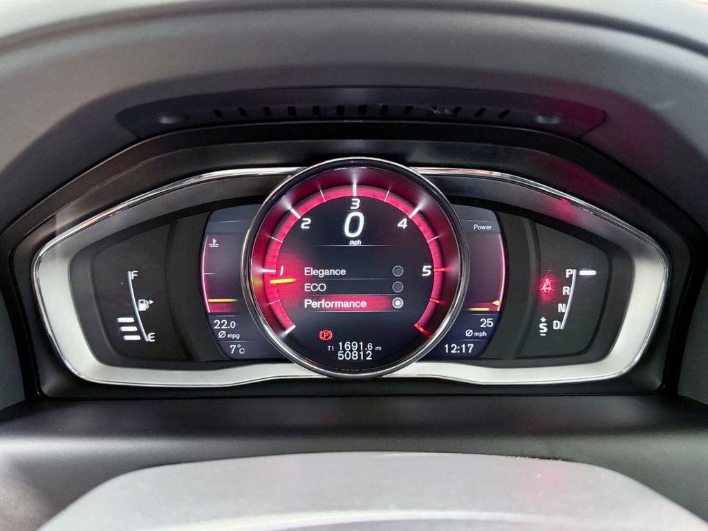 Used Volvo XC60 2017 for sale - 76698548: Photo 15