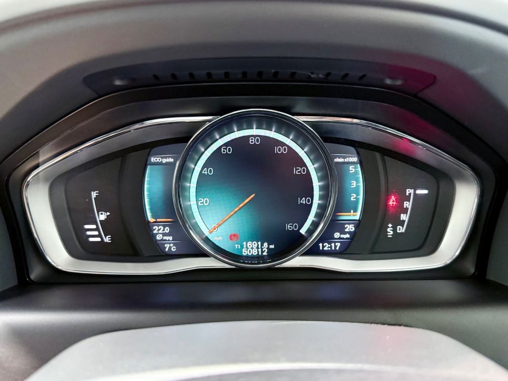 Used Volvo XC60 2017 for sale - 76698548: Photo 16