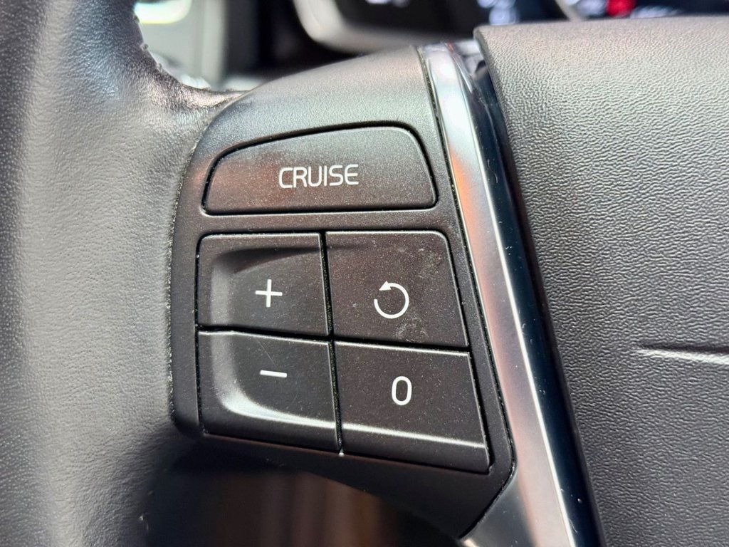 Used Volvo XC60 2017 for sale - 76698548: Photo 18