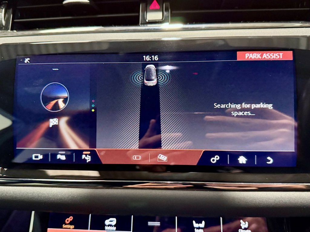 Used Land Rover Range Rover Evoque 2019 for sale - 76080824: Photo 41